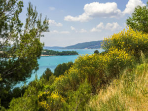 Blick auf den Lac-de-Saint-Croix