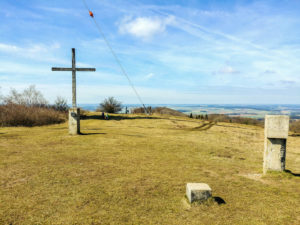 Gipfelkreuz am Hesselberg