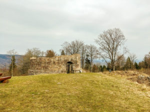 Bergfried Ruine Osterburg
