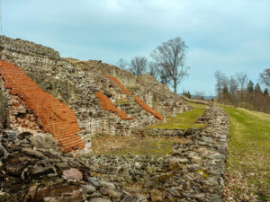 Sanierungsarbeiten an der Ruine Osterburg