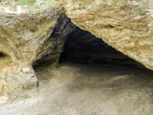 Vadlanlik-Höhle
