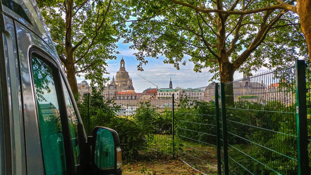 Wohnmobilstellplatz Dresden mit Aussicht auf Altstadt